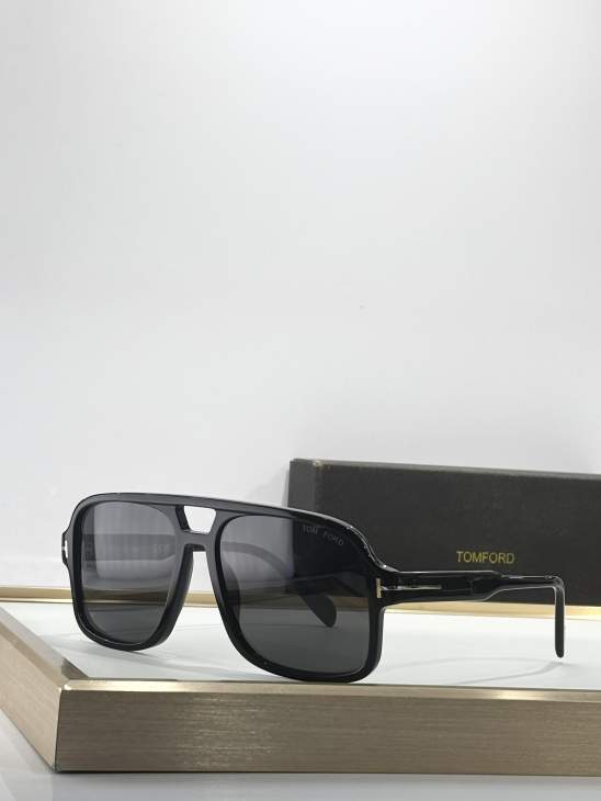 Picture of Tom Ford Sunglasses _SKUfw76324073fw